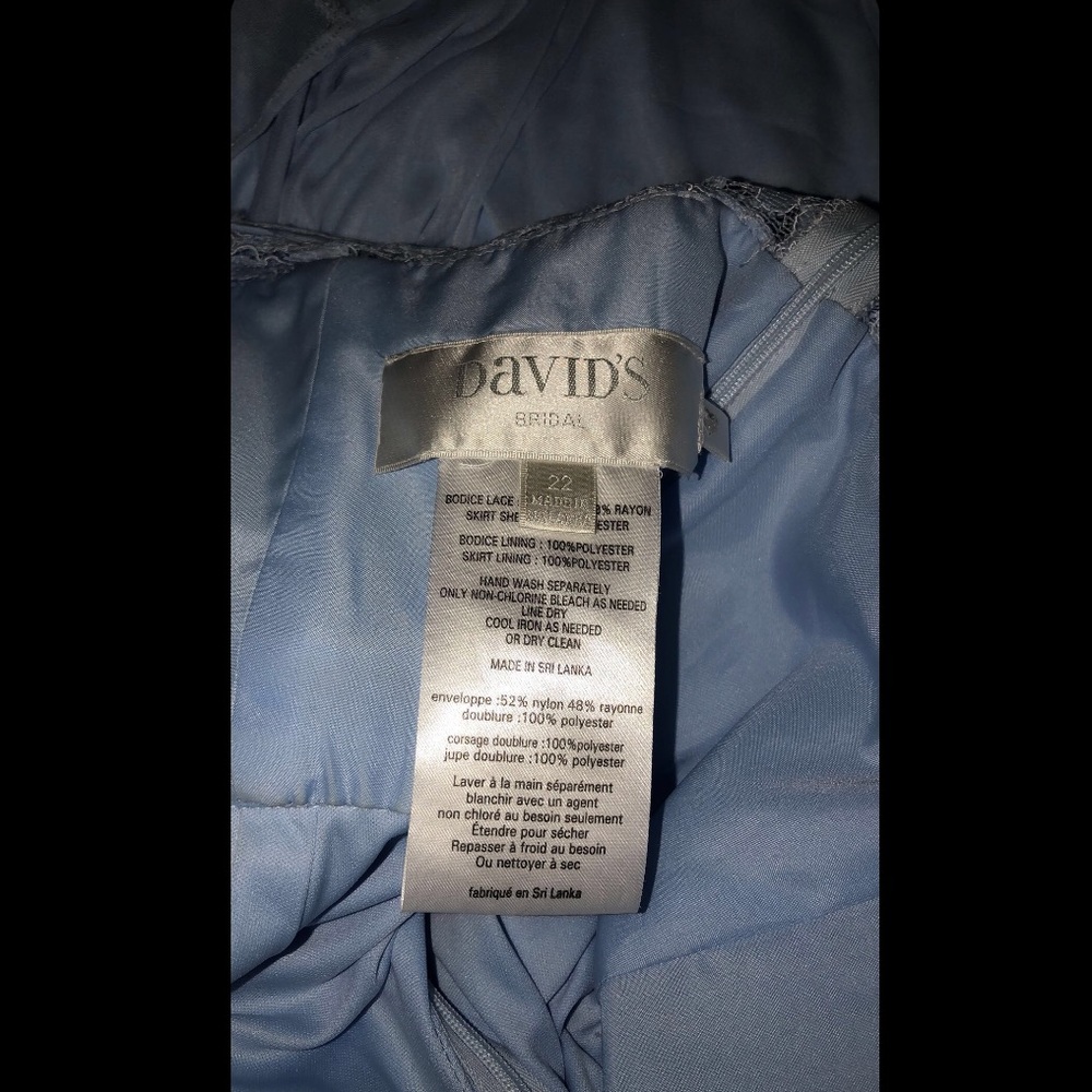 Dress - Picture 5 of 5